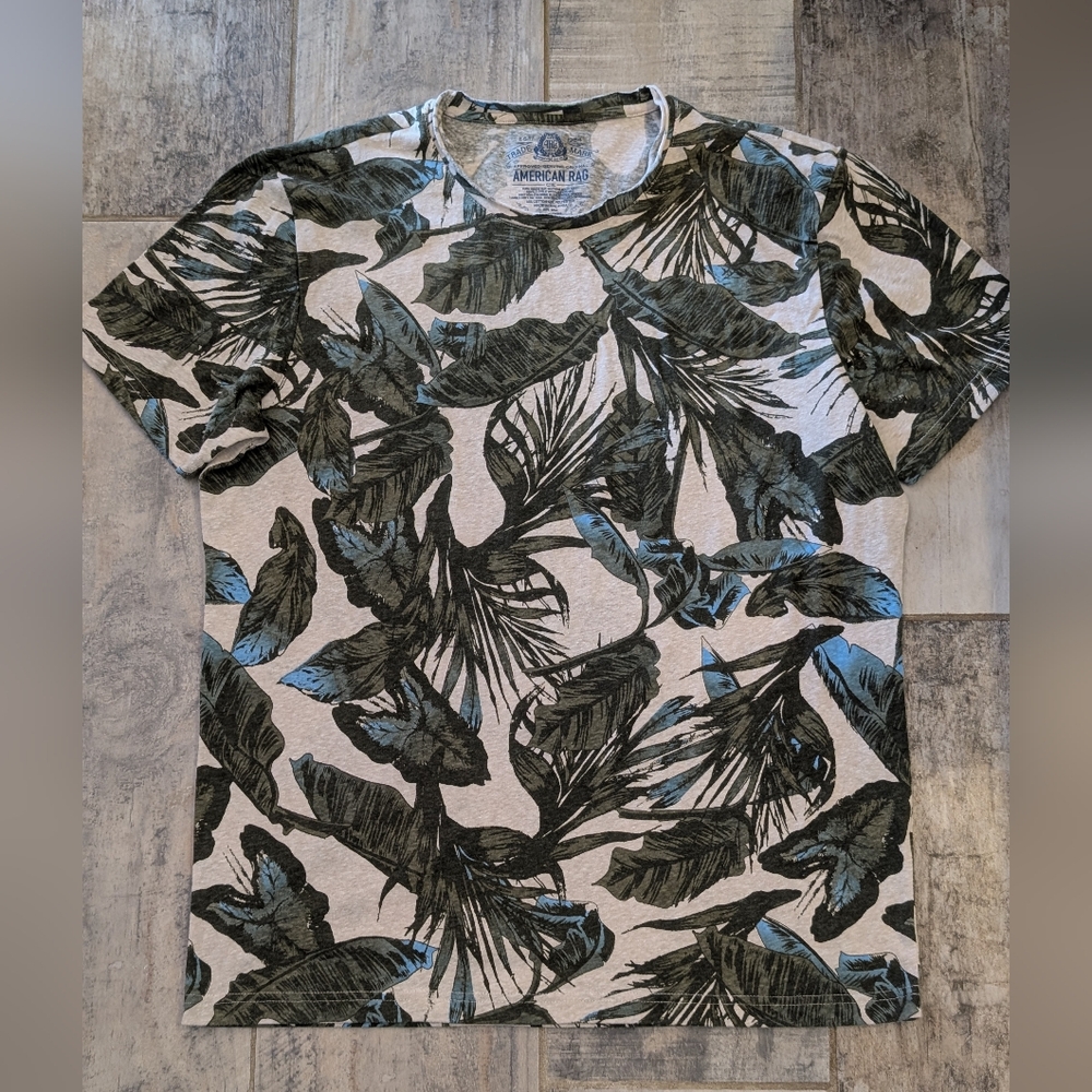 American Rag Green and Cream Short Sleeve Tee